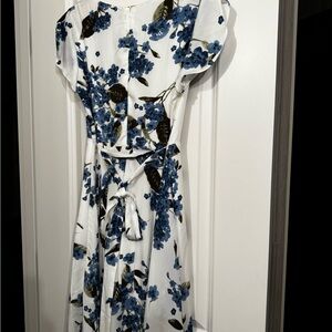 Lulu's Blue Floral Midi Dress